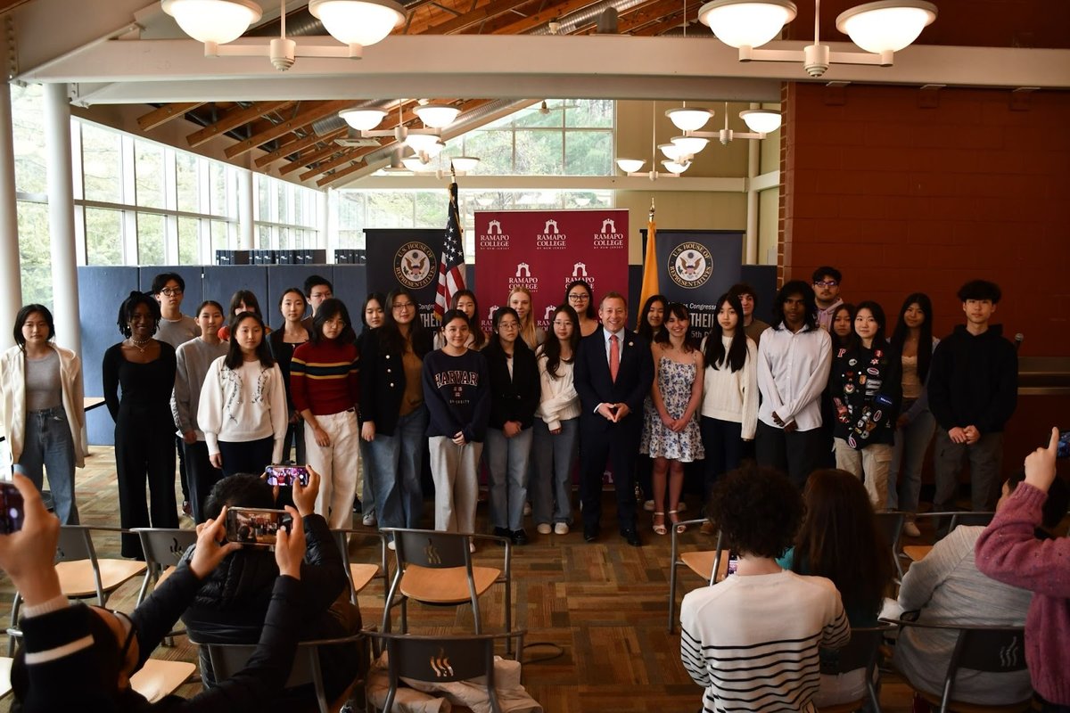 Ramapo College Area, NJ - RELEASE: Gottheimer Hosts Congressional Art Competition Showcase,  Celebrates No